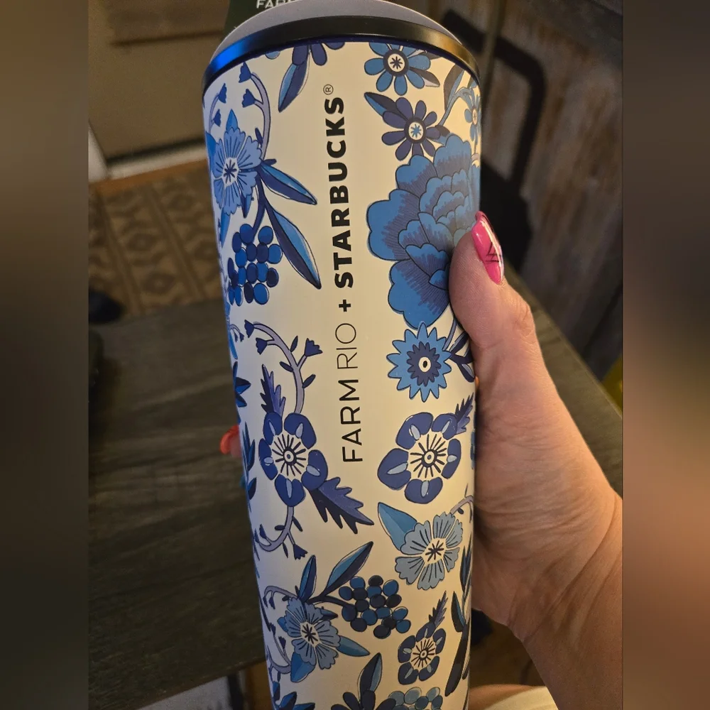 New Starbucks 24oz Limited Farm Rio White Cold Cup Lenco Azulejo